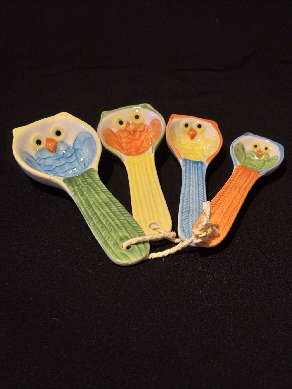 PIER 1 Ceramic OWL Measuring Spoons. Set of 4
